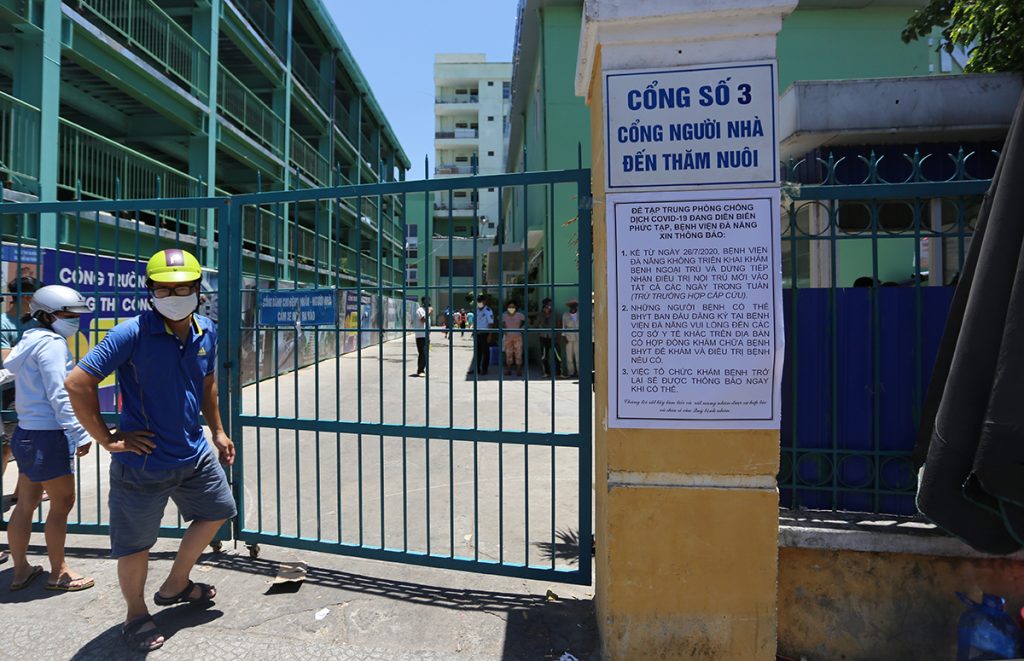 isolation notice in front of Da Nang hospital Vietnam gate number 3 26 Jul 2020