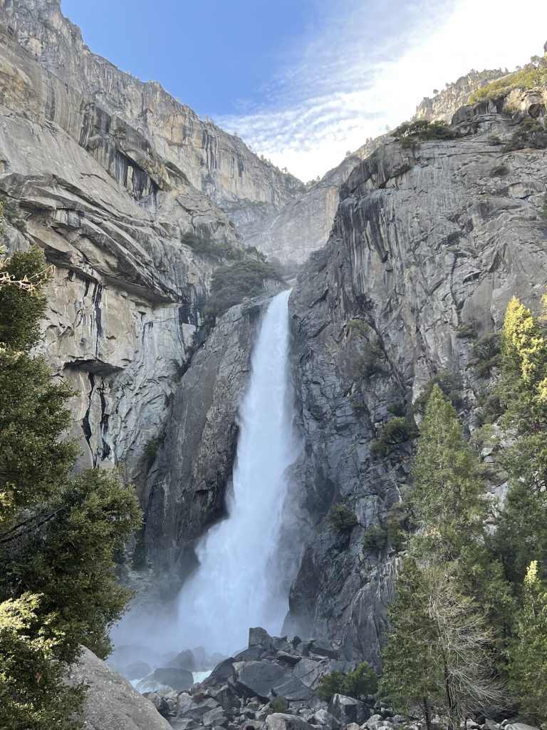 lower Yosemite fall trail at the vista point 2022